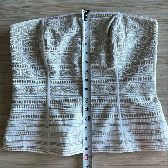 White House Black Market // Embroidered Corset Cream Gold Size 8 - Picture 10 of 12